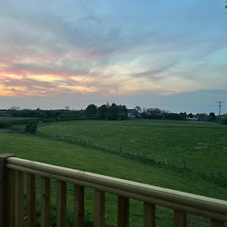 Fernlea Luxury Shepherds Hut & Hot Tub * Boosbeck